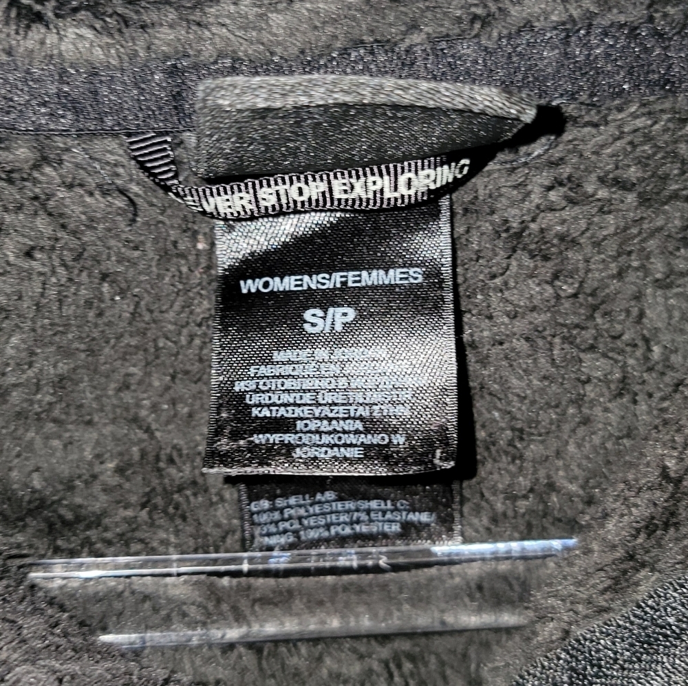 The North Face Women's Jacket - Picture 6 of 8